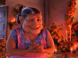 Coco": conoce a la mujer que inspiró a la abuelita enojona del taquillero  filme