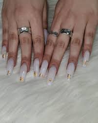 These acrylic nail designs are glamorous and unique, giving you the inspiration you'll need to create your own fabulous designs for that special occasion. Updated 35 Minimalist Milky White Nails September 2020
