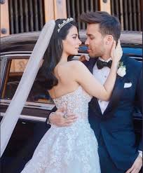 Sorry the late but for those who doesn't speak spanish here's the subtitled version of the first interview ever prince royce and emeraude toubia made with. Prince Royce Y Emeraude Toubia Prince Royce Celebrity Couples Isabelle Lightwood