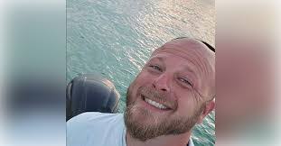 Amanda Vandal's Instagram, Twitter & Facebook