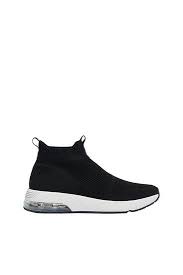 Shop top brands on shoes, clothing & more. Men S Shoes Find All The Latest Trends At Pull Bear