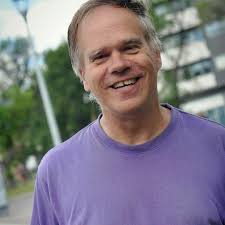 Bonjour, looking for a Canadian brand for an electric toothbrush. Merci !