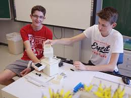 Daher stehen sie im mittelpunkt unseres gesamten handelns, das auf den kompetenzerwerb zur befähigung der gestaltung einer erfolgreichen bildungs. Tg Projekte Erich Hauser Gewerbeschule Rottweil