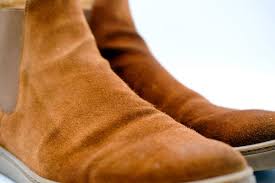 For those who missed the opportunity to buy a copy of the so young: S O S Save Our Suede Noblesole