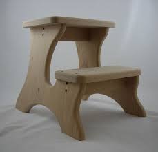 Glittering Unfinished Wood Step Stools With Unique Design Stool Legs Also Square Stool Seat And Step Derevoobrabotka Derevyannye Proekty Derevyannye Podstavki