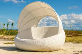 Cordova Day Bed In White Weave Outdoor Furniture In Cebu Philippines Philippine Furnture Cebu Furniture Cebu O Local Furniture Outdoor Furniture Outdoor Bed