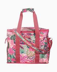 Lunchtime just got a whole lot more fun with our playful collection of lunch bags, totes and coolers. Shop Vera Bradley Lunch Bags Variety Of Colors The Paper Store