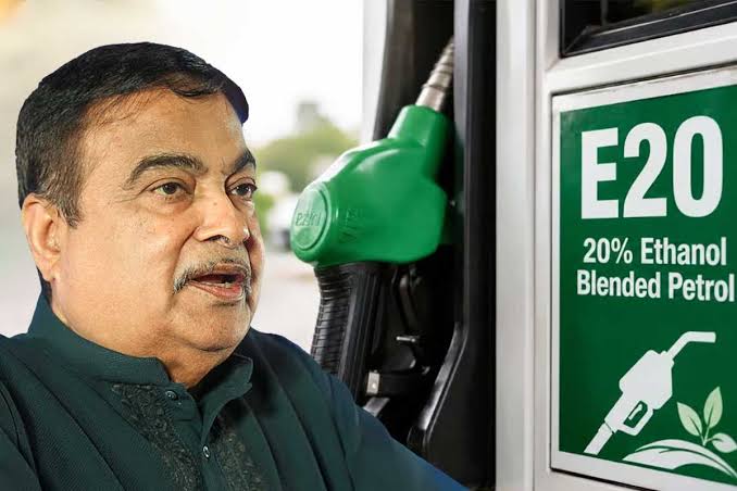 AAP organise protest against E20 petrol