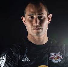 Indigenous Recon team member's silver tiger setup