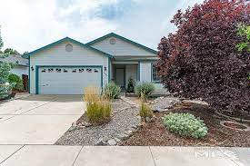 It has a good view, 5 min drive from all the colleges, quiet, with good neighbors, decent christmas decorations and. 4661 S Cactus Hills Dr Sparks Nv 89436 Mls 200002079 Redfin