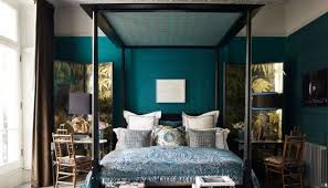 Deco Bleu Canard Lit A Baldaquin Coiffeuse Linge Maison Motifs Orientaux Idee Deco Chambre Exotique Deco Chambre Bleu Chambre Bleu Chambre Bleu Canard