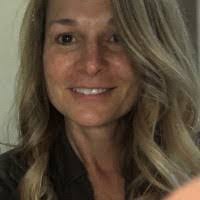 Cassandra Peacock's Instagram, Twitter & Facebook