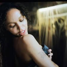 It's always extra special when a peer gets a Sang Bleu watch. My friend  @mike_philp just sent these shots of his recently acquired BIG BANG SANG  BLEU 2 « black magic ».