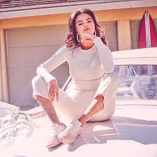 Selena x puma spring/summer 2020 collection. Selena Gomez Stars In The New Puma Campaign For The Brand S Latest Cali Remix Drop Teen Vogue