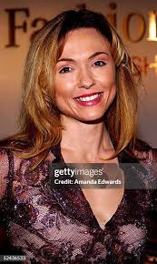 844 Natalie Edwards Stock Photos, High-Res Pictures, and Images