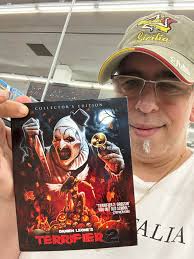 How did they ever market these to little kids 😂 low key terrifying