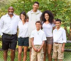 Hayes has been dating her for a while now. Kristi Hayes Nba Prospect Jaxson Hayes Mother Bio Wiki
