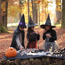 19 Diy Witch Costume Ideas Witch Halloween Costumes You Can Diy