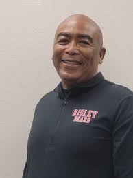 Pueblo Centennial hires Milton Gilbert as new boys basketball coach