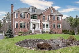 Browse photos, see new properties, get open house info, and research neighborhoods on trulia. Homes For Sale In North Andover Ma William Raveis Real Estate