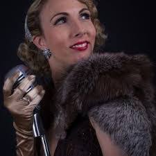 Jayne Darling's Instagram, Twitter & Facebook