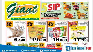 Bagi kalian yang berminat untuk berminat untuk berbelanja pada saat promo giant, kalian bisa mengetahui daftar harga promo minggu ini dari katalog di bawah ini. Promo Katalog Giant Jsm Hari Ini 4 6 Oktober Minyak Goreng Murah Tropical Bimoli 2 L Rp 19 800 Tribun Sumsel