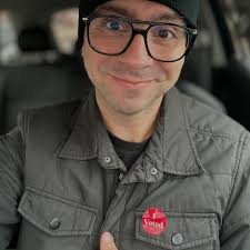 Ryan Pena's Instagram, Twitter & Facebook