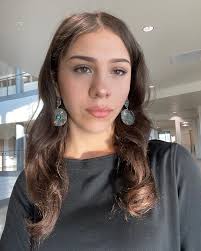 Meet LACCD Student of the Week and @lamc.aso President Priscilla Reyes  Priscilla Reyes, a psychology major at Los Angeles Mission College (LAMC),  is set to graduate this spring with three associate degrees