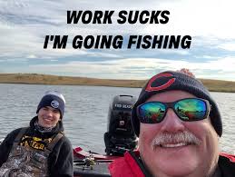 THE WORLD NEEDS MORE PICTURES OF GIRLS GIRLS HOLDING FISH ЕЬ FISH AND FEWER  PICS OF THEM HOLDING CAMERAS IN FRONT OF A MIRRORS