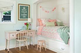 誰もが一度は海外の子供部屋や女の子の部屋に憧れたことがあるはず そんな海外のかわいい部屋の写真を元に 簡単に作れるインテリアのdiy do it yourself 術をご紹介 こんなおしゃれな部屋にしたい女子は多いはず 誰でも出来るコツをご紹介します 子供部屋の