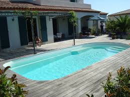 Acheter Une Piscine En Coque Polyester Avec Banquette Marseille Axeo Piscines