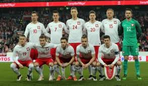 Wyrównanie dał nam karol świderski, strzelając gola w 88. Sprzedawca Dla Ewakuacja Polska Pilka Nozna Zasada Na Zewnatrz Hiszpanski