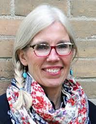 Hattie Mclean's Instagram, Twitter & Facebook