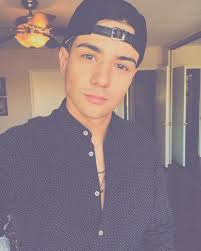 Luis Coronel contó el momento más difícil de su vida • 97.9 La Raza