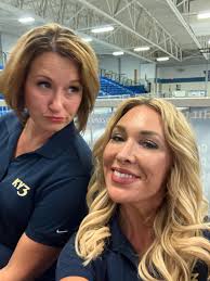 Come see me and this lovely lady at our KY3 Weather Tour today at Hillcrest  High School! Doors open at 4.