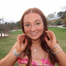 Meet our next Graduate Resident Minister, Harrison Bell! Harrison is a  first-year graduate student from Cumberland, Maine. Harrison is studying  ministry and theology alongside many of the other GRMs, and he lives