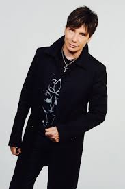 An Interview with Singer-Songwriter Eric Martin | Living on ...