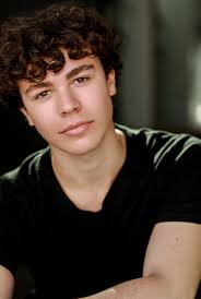 Zachary Arthur's Instagram, Twitter & Facebook