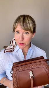 Jaxon Tote Bag Review: Stylish & Functional