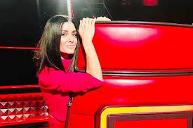 La plus belle voix on facebook. Hors Normandie Jeux De Chaises Musicales Dans The Voice