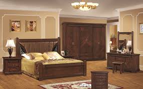 غرف نوم خشب حديثة