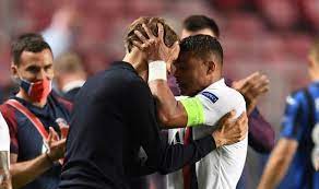 Последние твиты от thiago silva (@tsilva3). Chelsea Star Thiago Silva S Stinging Words For Tuchel As Abramovich Considers Lampard Sack Football Sport Express Co Uk