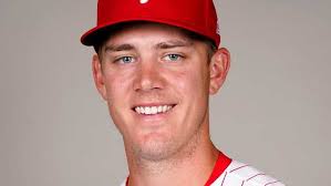 Kansas City Royals acquire pitcher from the Philadelphia Phillies