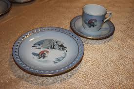 Https Www Ebay Kleinanzeigen De S Anzeige Bing Groendahl Weihnachtsgeschirr Tomte Tumetott V Harald Wiberg 56270991 Weihnachtsgeschirr Geschirr Kleinanzeigen