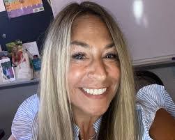 Brenda Watters's Instagram, Twitter & Facebook