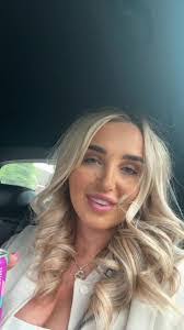 Kerri Mcshane's Instagram, Twitter & Facebook