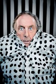 Wow! The revamp of Journey into Imagination is great! Replacing Eric Idle  with Lionel Richie seems like a strange choice but talk about magic! Delete  if not easy like Sunday morning. |