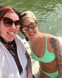 Erica Oakley's Instagram, Twitter & Facebook