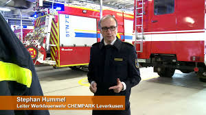 Jun 24, 2021 · die feuerwehr und die untere wasserbehörde wurden zur gefahrensicherung und gefährdungsbeurteilung hinzugerufen. Currenta Leiter In Werkfeuerwehr Facebook