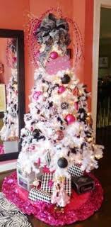 Black And White Christmas Decor White Christmas Tree With Pink Black And Silver Ornaments For The Home Office Silver Christmas Tree Black Christmas Trees Pink Christmas Tree